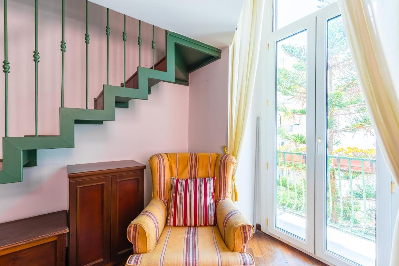 Grand Classic Apartment At San Martino By Napoliapartments Dış mekan fotoğraf